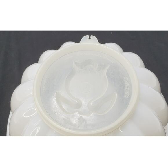 Vintage Tupperware PAR-T-JEL Salad /Dessert Mold 776 620 777, PRE-OWNED - Picture 3 of 5